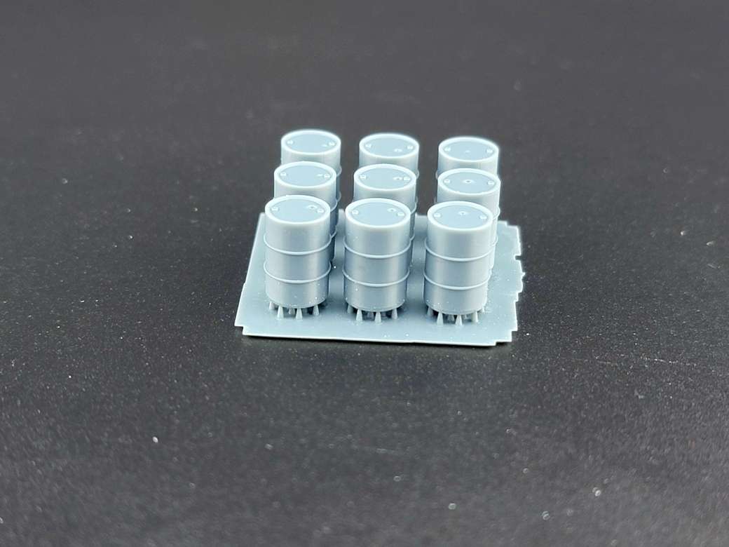 35031 55 Gallon Drum - 24 Pcs - HO Scale
