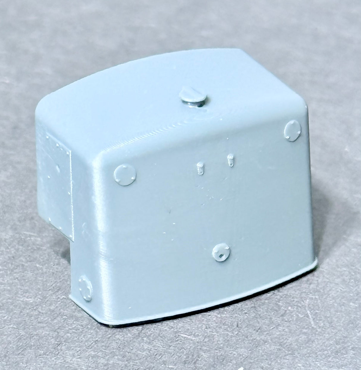 611210 HO Scale GE Dash 7 Low Nose, No Headlight with Blanked Class Lights