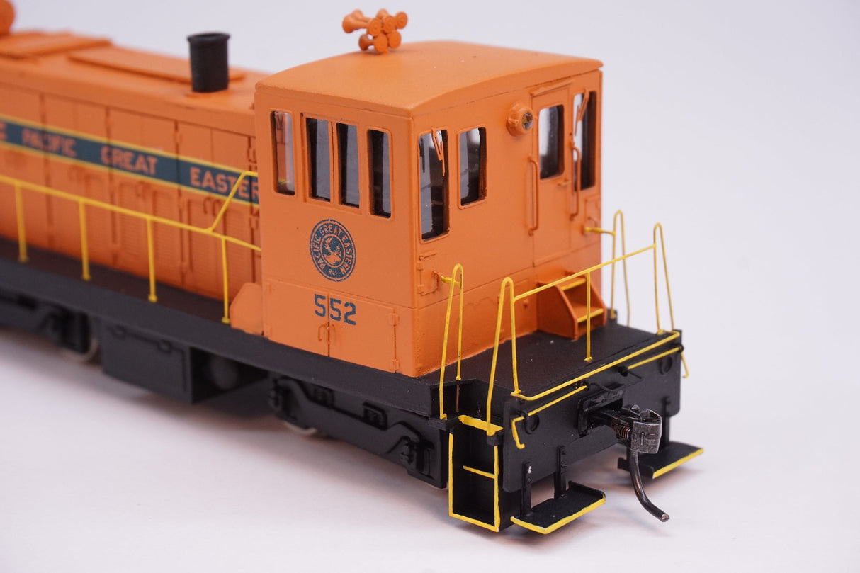 HL-03 - GE 70 Ton Switcher Body Shell - Early PGE (Fits Spectrum) Kit