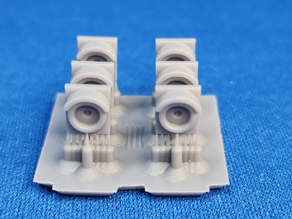 OD-04 O Scale Canadian Style Pilot Mounted Ditch Lights