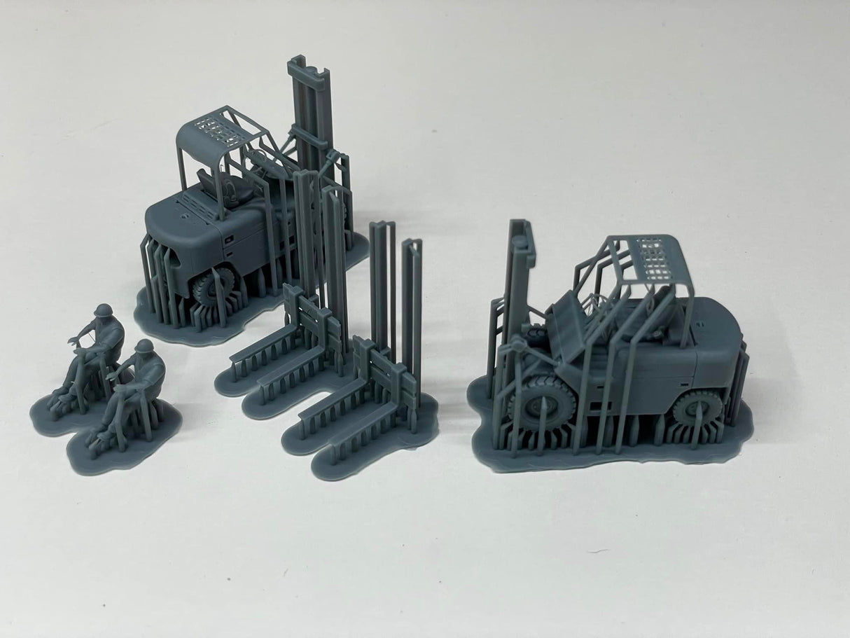 O Scale 1970's Medium Duty forklift and Figure - See Description for SALE!