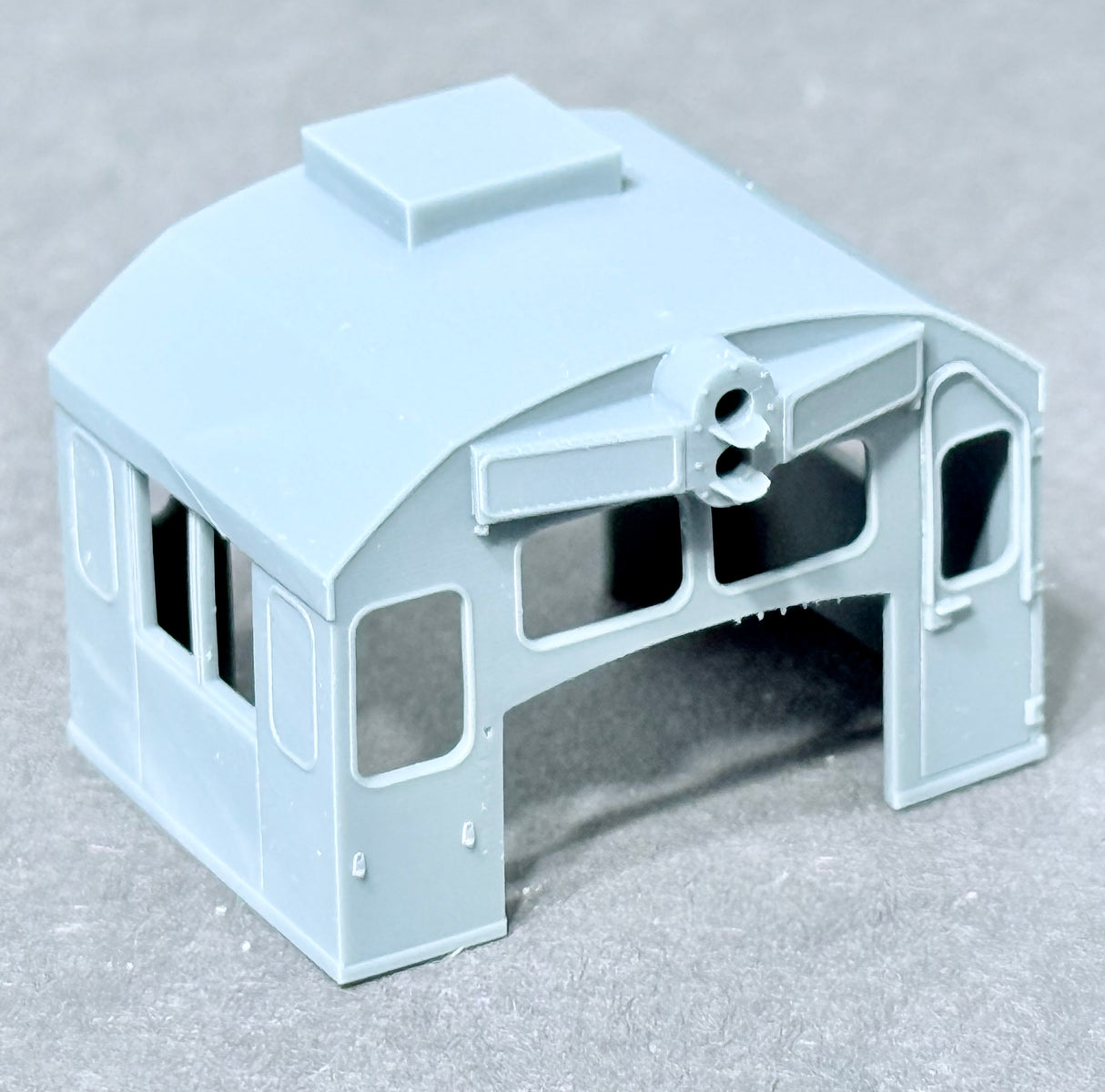 611032 HO Scale GE Universal Series Cab, RH GP BSW RD ATSF