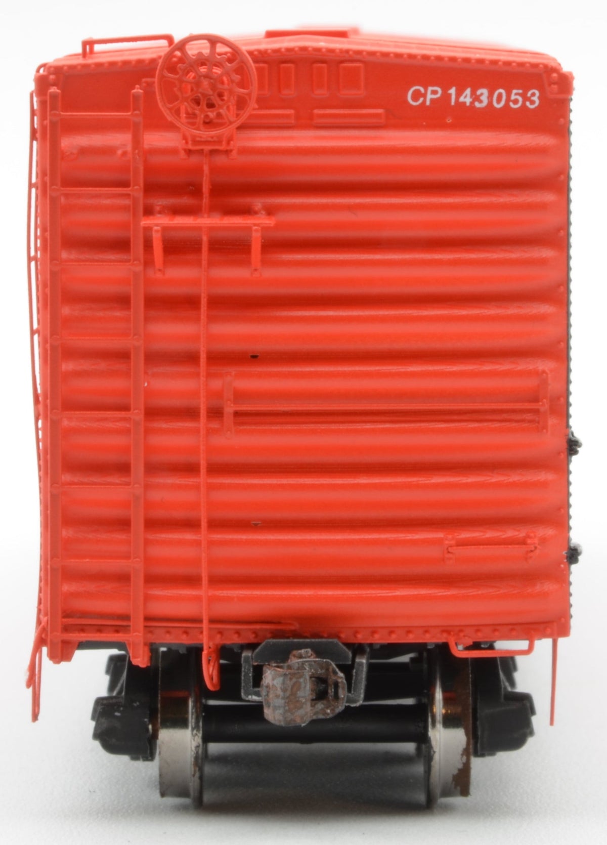 HK-47a - CPR 3900 Cu Ft NSC 40' Grain Door Boxcar - Bowtie Style Roof - Modernized