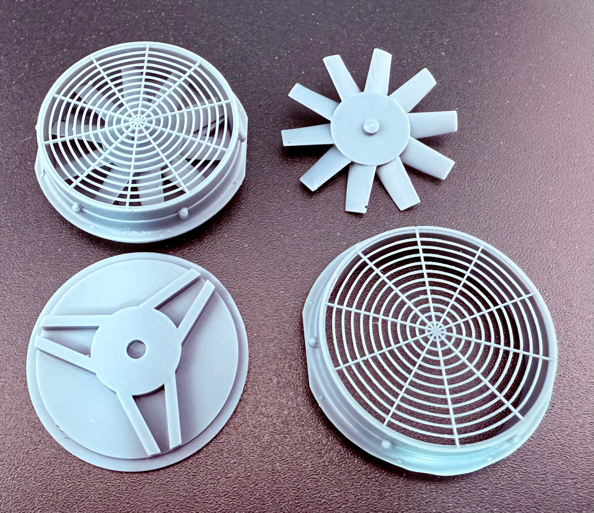 55069 EMD 48in Radiator Fan (GP38 Style) 3 Pack