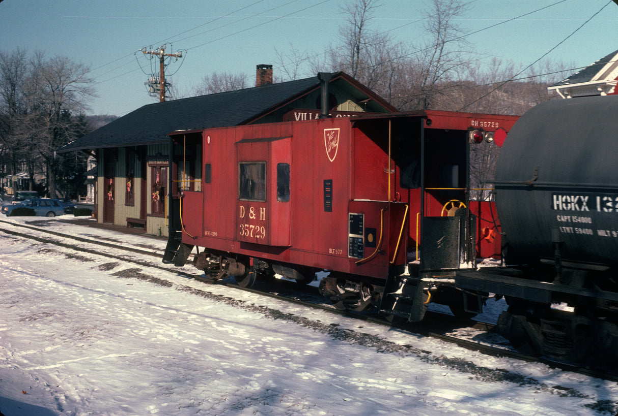 34007 D&H Homeade Steel Bay Window Caboose #35729