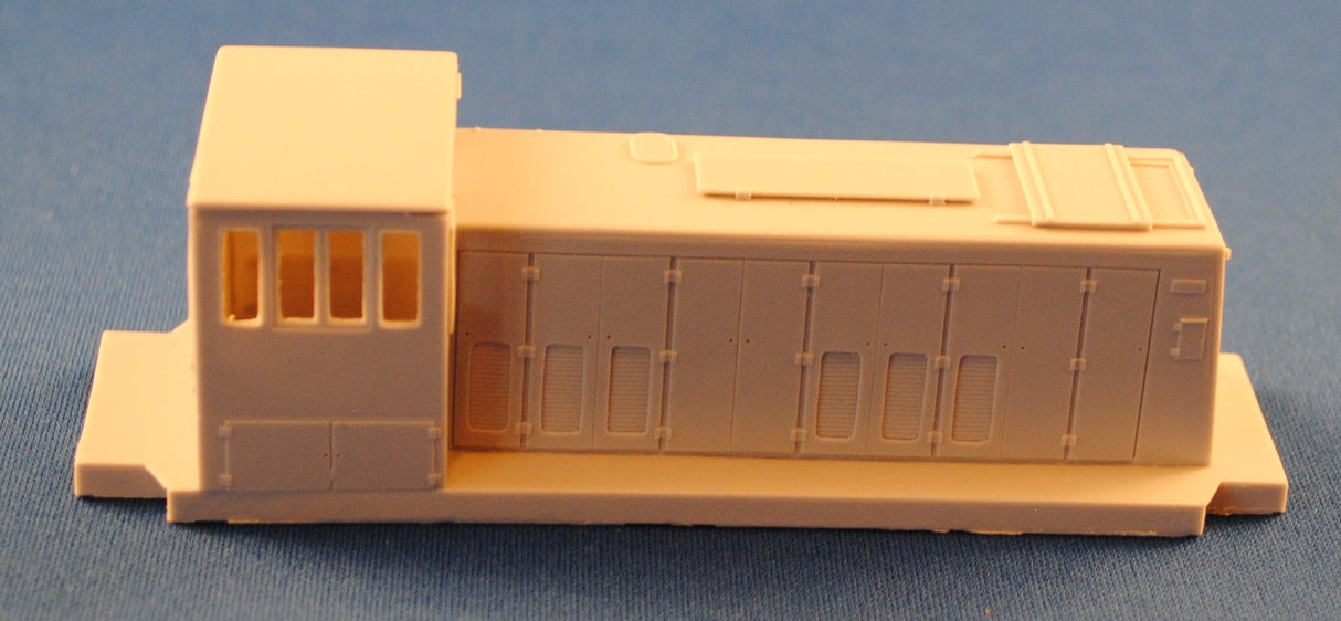 HL-04 - GE 70 Ton Switcher Body Shell -Late PGE