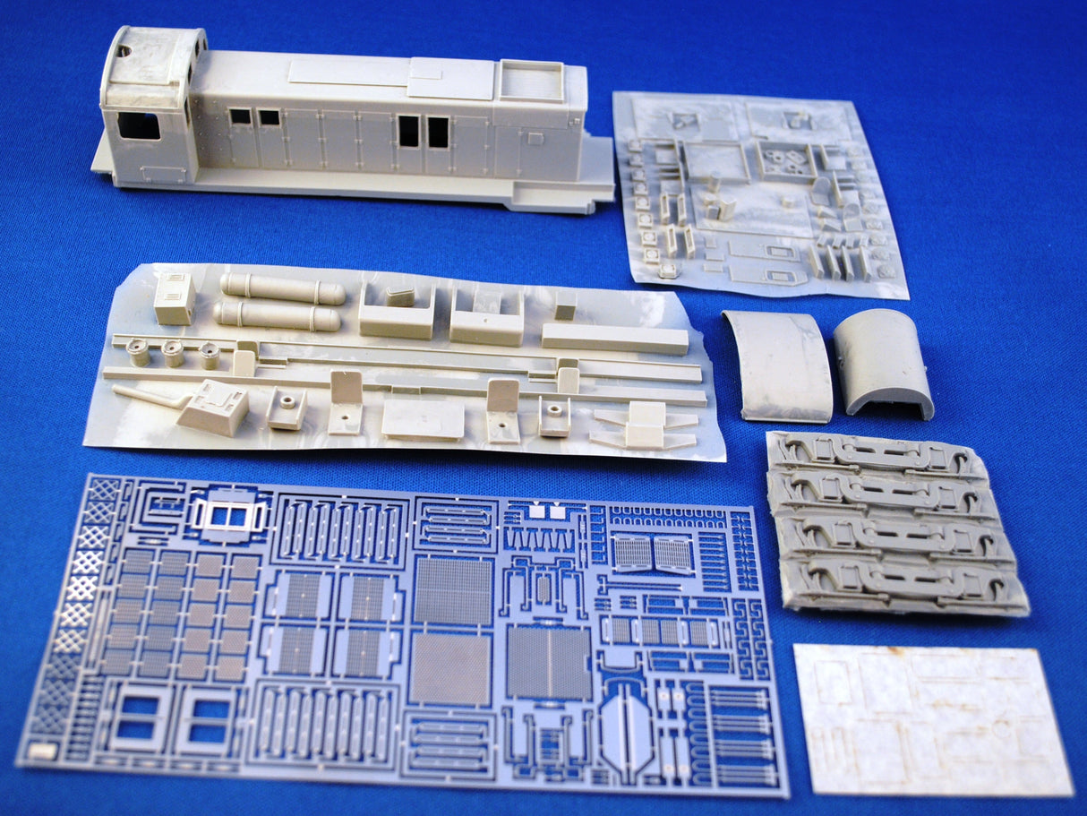 HL-34 CN/BCR S-13 Locomotive Shell - Early Version