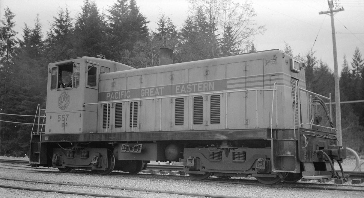 HL-04 - GE 70 Ton Switcher Body Shell -Late PGE